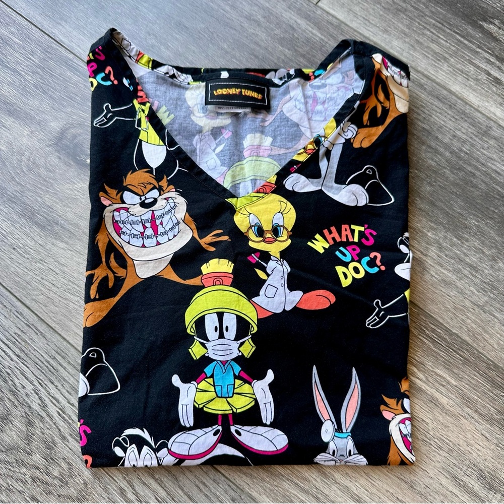 Looney Tunes Black Scrub Top Size L/G